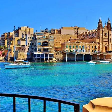 Seafront Luxury With Pool Apartamento *